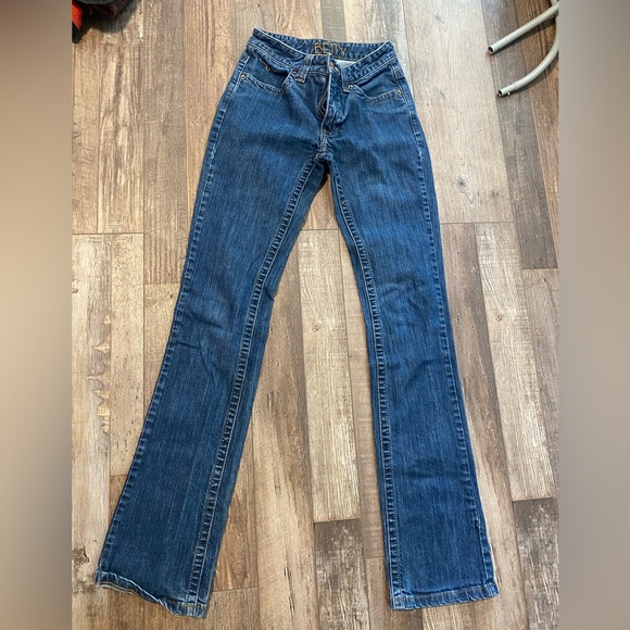 Betty Kimes worn maybe 4 times - Picture 2 of 3